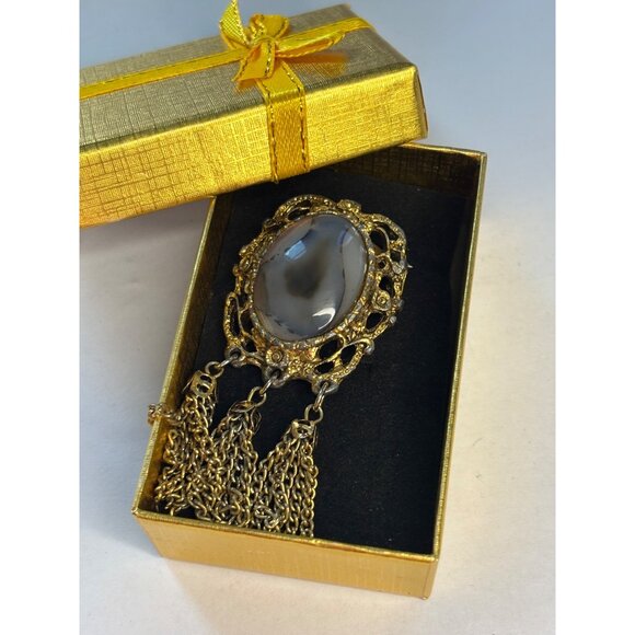Vintage Gold Filigree Brooch With Agate-Style Stone & Dangling Chains Ornate Des - Picture 5 of 7